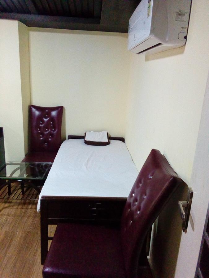 Hotel Anandhiram Heritage Karaikal Bagian luar foto